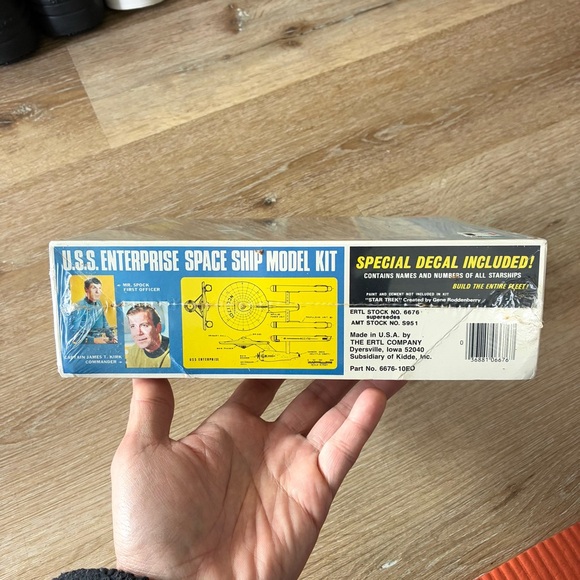 SEALED 1983 Star Trek: Original Series U.S.S. Enterprise MODEL KIT by AMT/ERTL! - Picture 10 of 16
